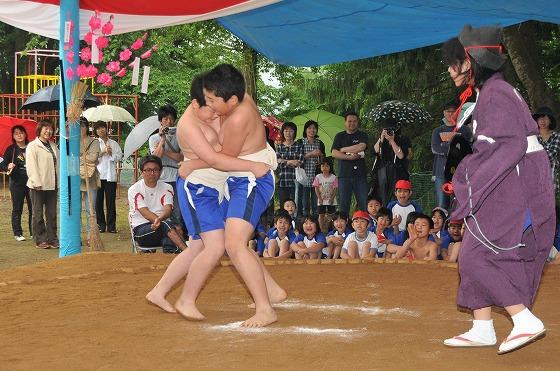「西五百川小学校校内相撲大会」 の様子の写真16
