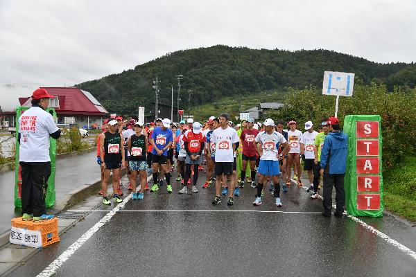 鈴木浩幸町長の歓迎のごあいさつの写真