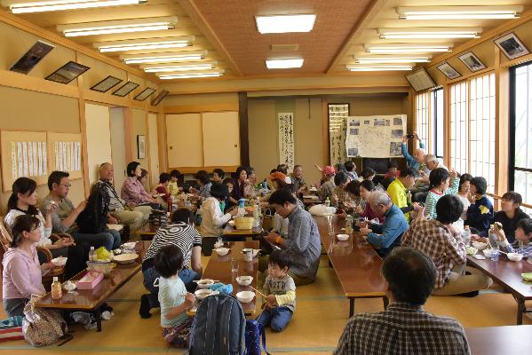 昼食の写真