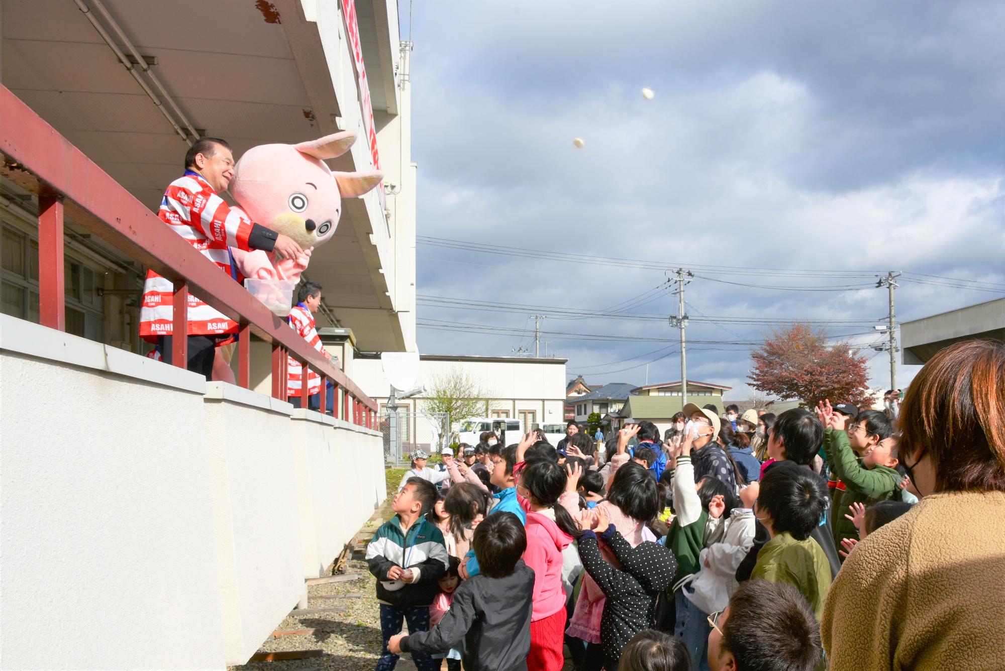 福入り餅まき2